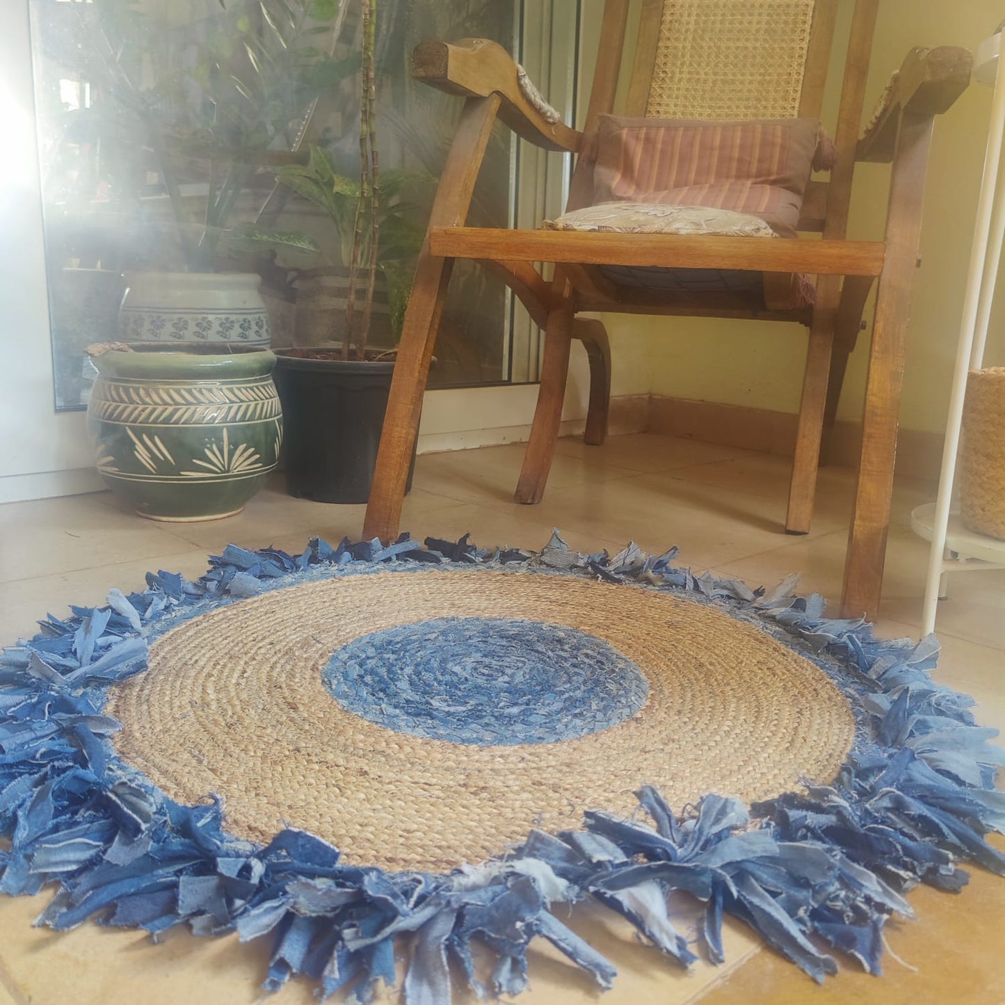 Jute and Denim Round Rug with Tassles