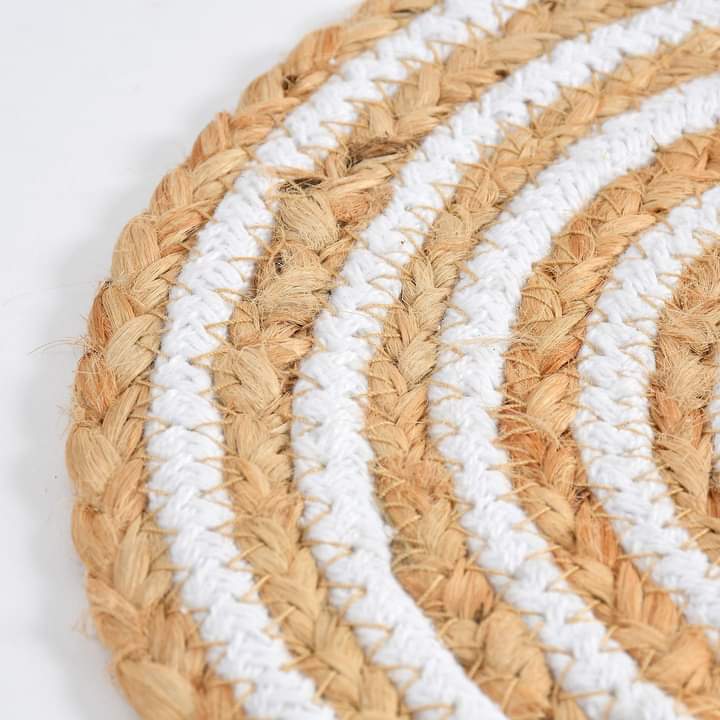 Natural Jute and Ivory Table Mat